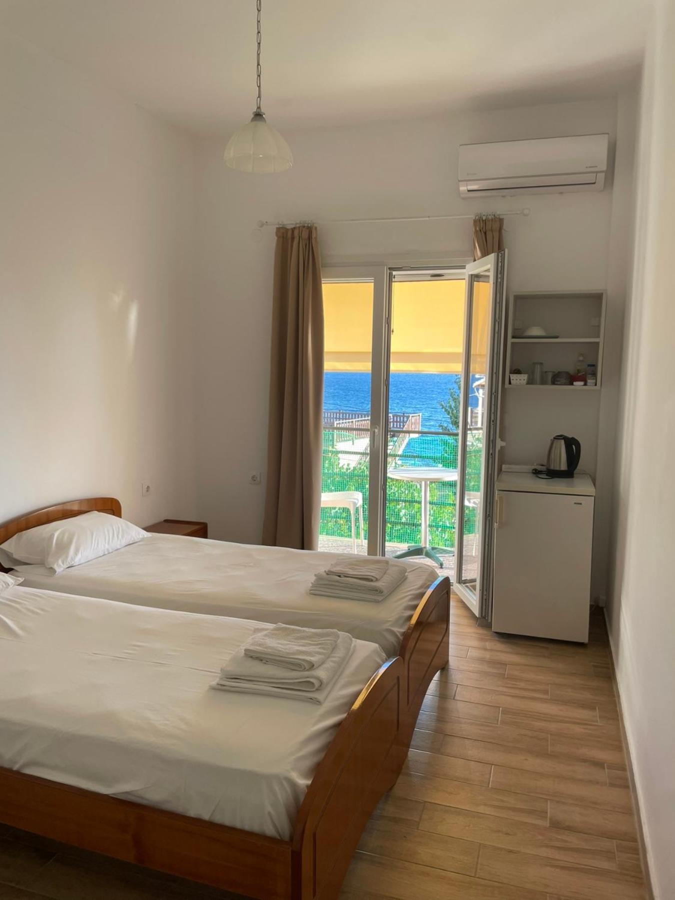 Nafsika Apartments Agios Georgios Pagon Buitenkant foto